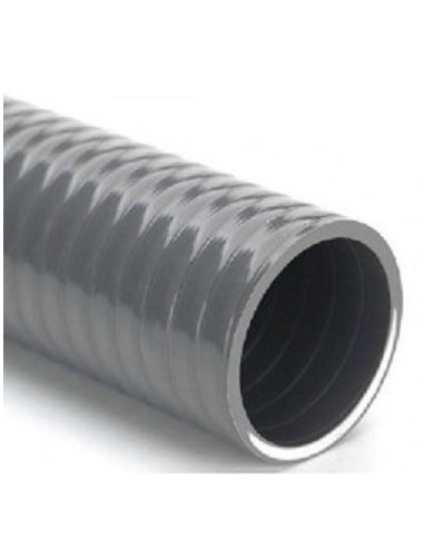 Depósito de aguas grises con tubo de PVC 